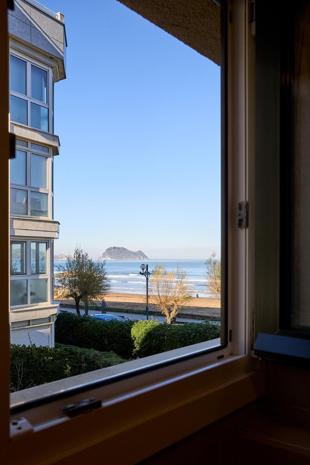 Pension Zarauz Playa Exteriör bild